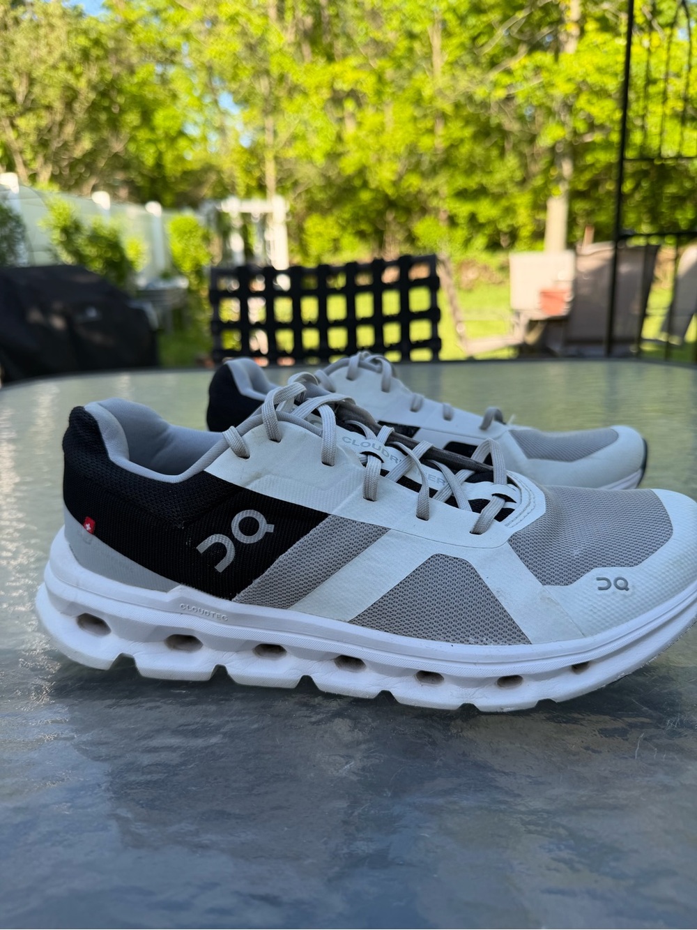 On Men's Cloudrunning Shoes in White, Gray & Black - Picture 2 of 14